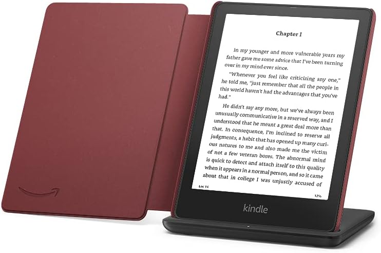 Kindle Paperwhite Signature Edition Essentials Bundle including Kindle Paperwhite Signature Edition